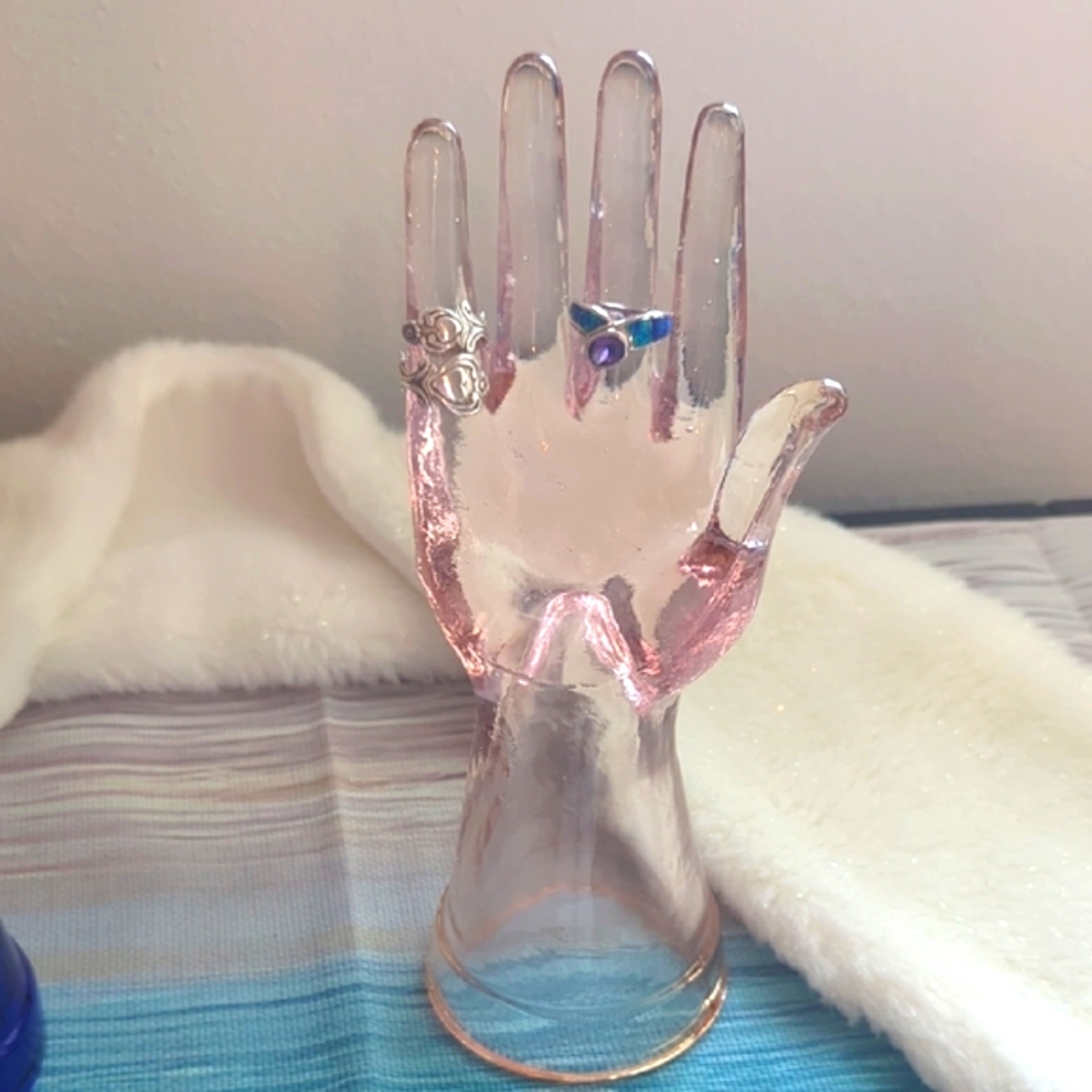 Vintage "1960's Pink Depression, and Colbert Blue Glass Hands" Set Of (2) - Picture 5 of 10